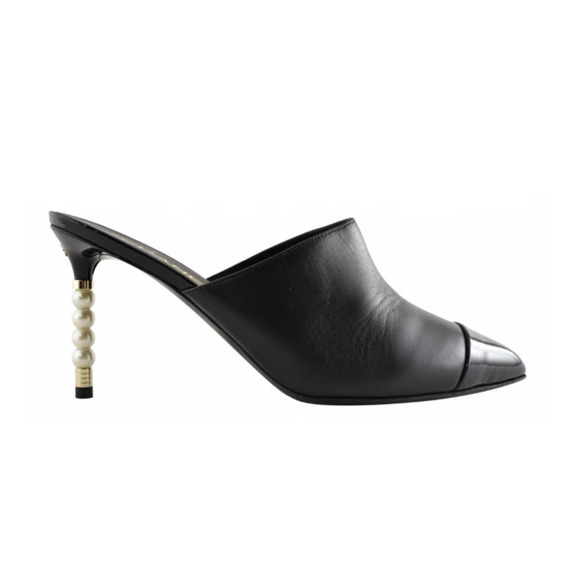 Chanel 20S Paris Rome Pearl Black Leather CC Mule Slide Backless Heel Pump 36.5 - Picture 1 of 8